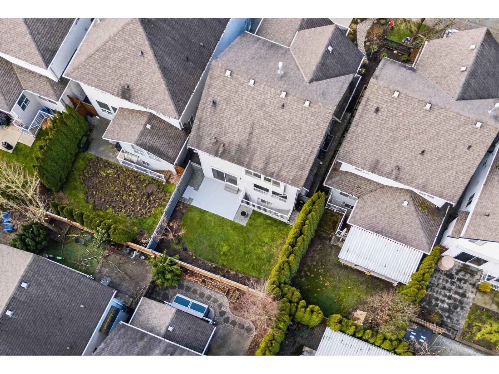 8196 211a Street, Langley, British Columbia  V2Y 0B6 - Photo 37 - R3102611