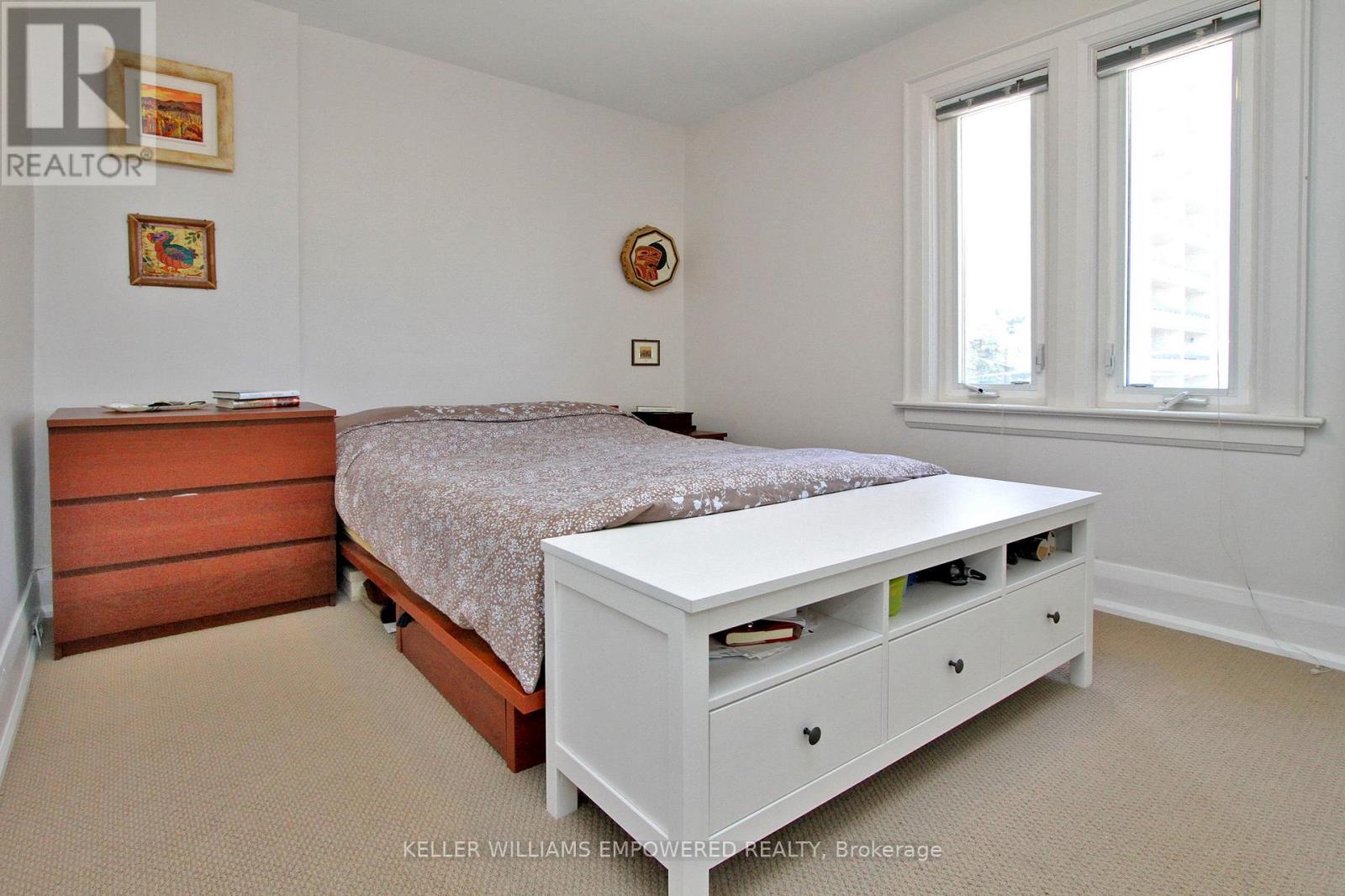 51 Rawlinson Avenue, Toronto, Ontario M4P 2N1 - Photo 9 - C12915638