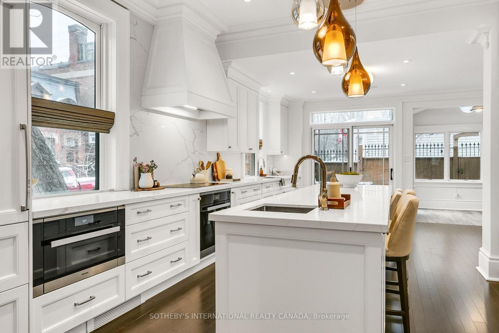 458-460 Gerrard Street E, Toronto, Ontario  M5A 2H3 - Photo 11 - C12915640