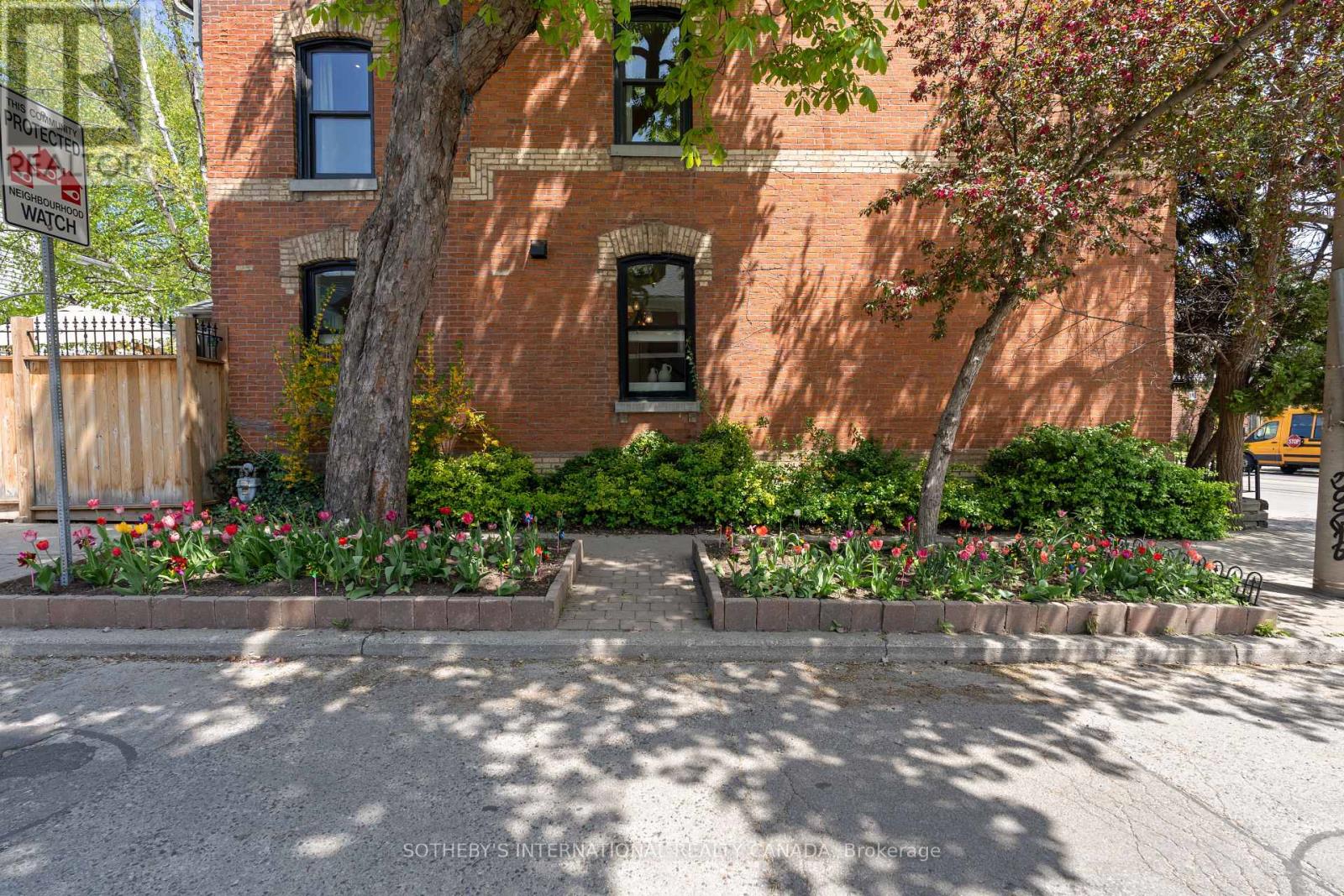 458-460 Gerrard Street E, Toronto, Ontario  M5A 2H3 - Photo 36 - C12915640