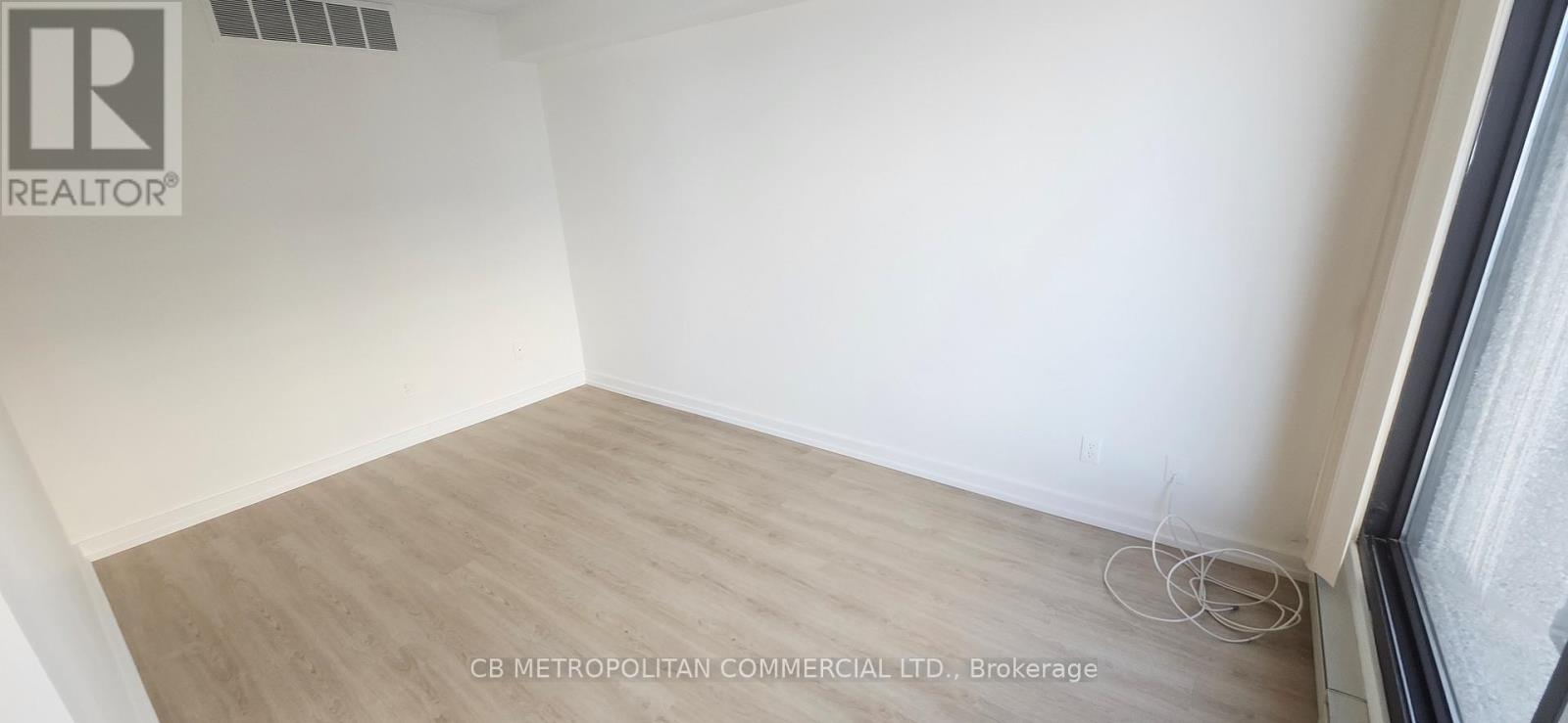 3305 - 65 Harbour Square, Toronto, Ontario  M5J 2L4 - Photo 11 - C12915658