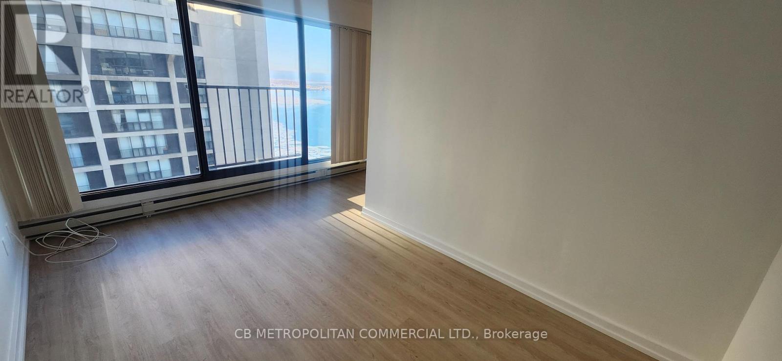 3305 - 65 Harbour Square, Toronto, Ontario  M5J 2L4 - Photo 9 - C12915658