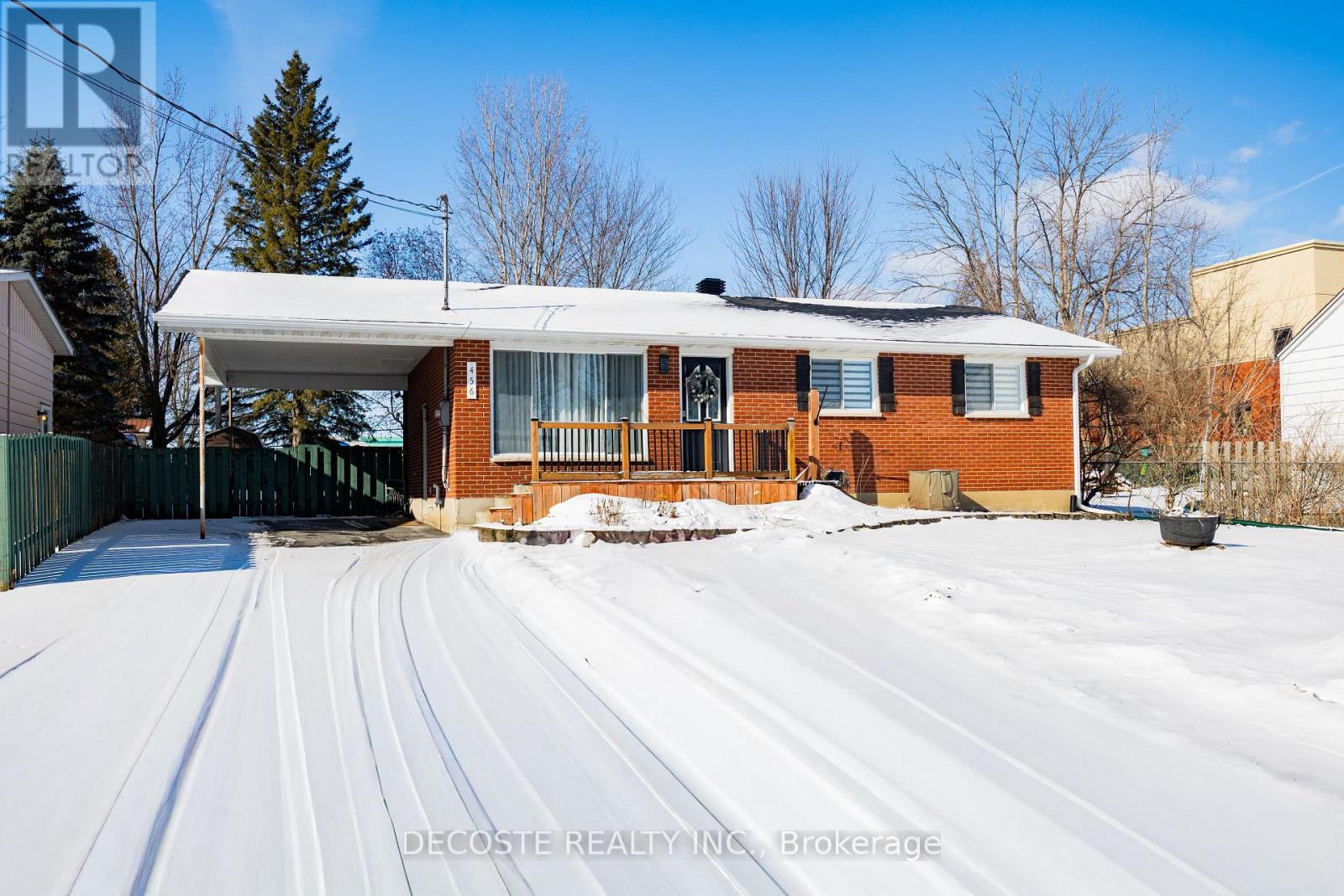 456 Dominion Street S, North Glengarry, Ontario  K0C 1A0 - Photo 2 - X12915622