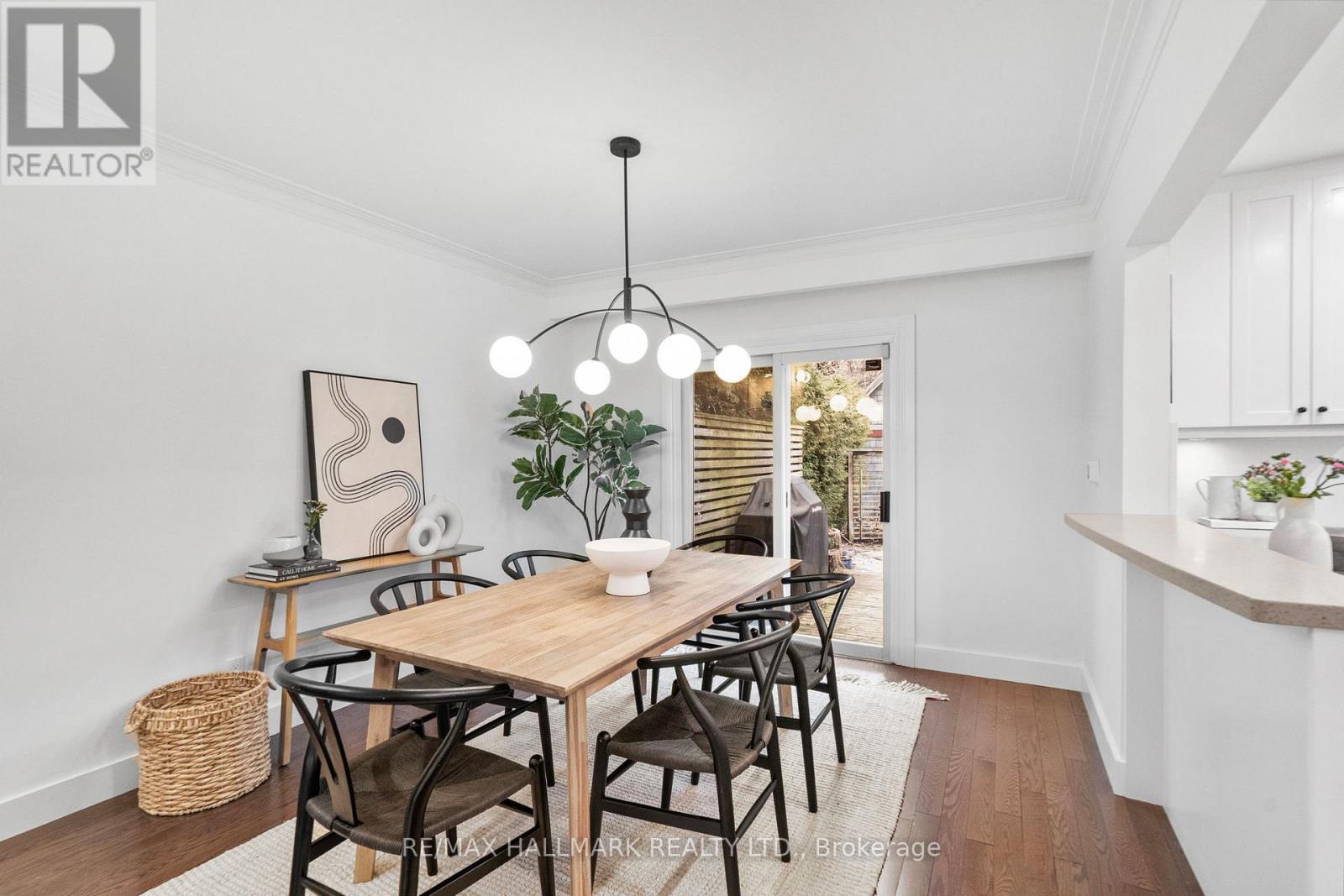 74 Glen Davis Crescent, Toronto, Ontario  M4E 1X5 - Photo 11 - E12915506