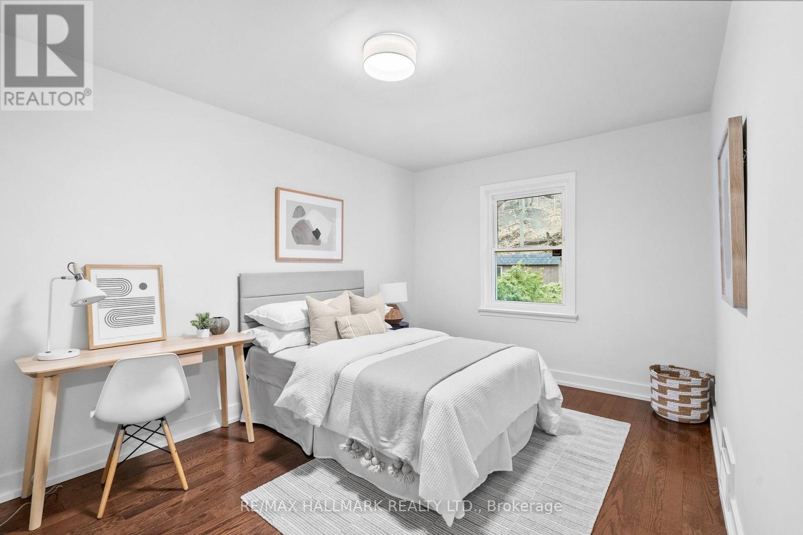 74 Glen Davis Crescent, Toronto, Ontario  M4E 1X5 - Photo 19 - E12915506