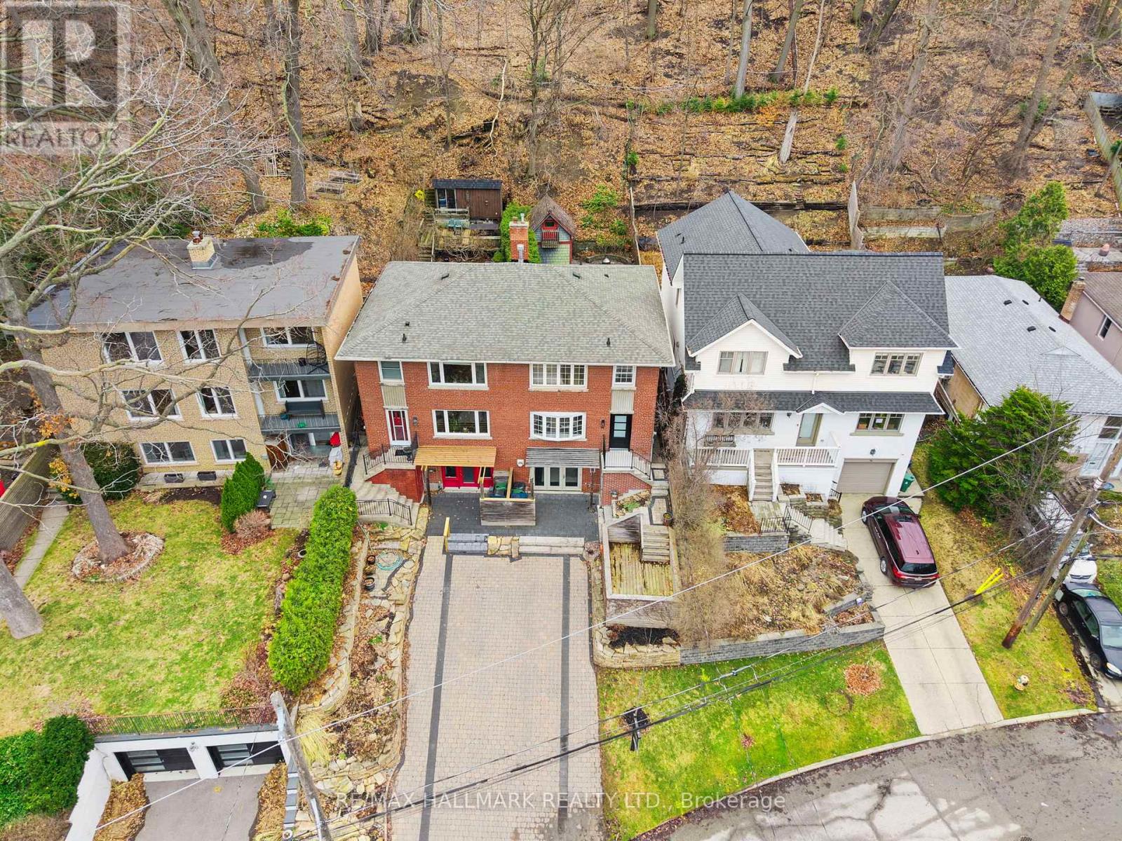 74 Glen Davis Crescent, Toronto, Ontario  M4E 1X5 - Photo 44 - E12915506