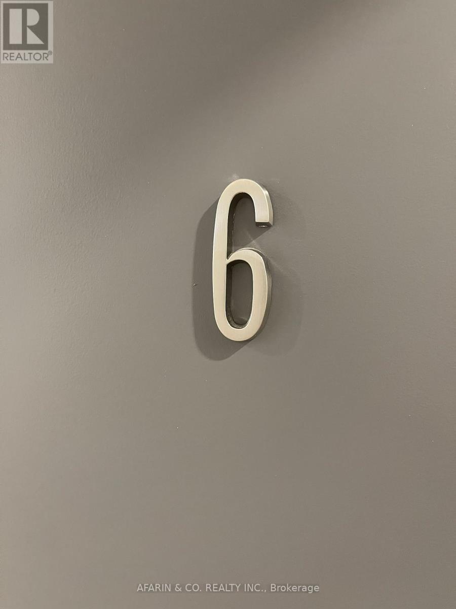 6 - 79 Cedarvale Avenue, Toronto, Ontario  M4C 4J6 - Photo 5 - E12915574