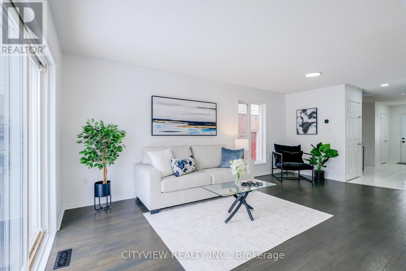 634 Amaretto Avenue, Pickering, Ontario  L1X 2V2 - Photo 5 - E12915634