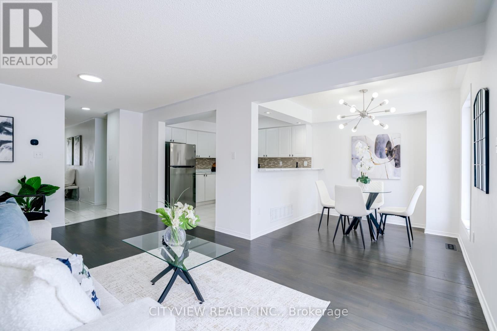 634 Amaretto Avenue, Pickering, Ontario  L1X 2V2 - Photo 6 - E12915634