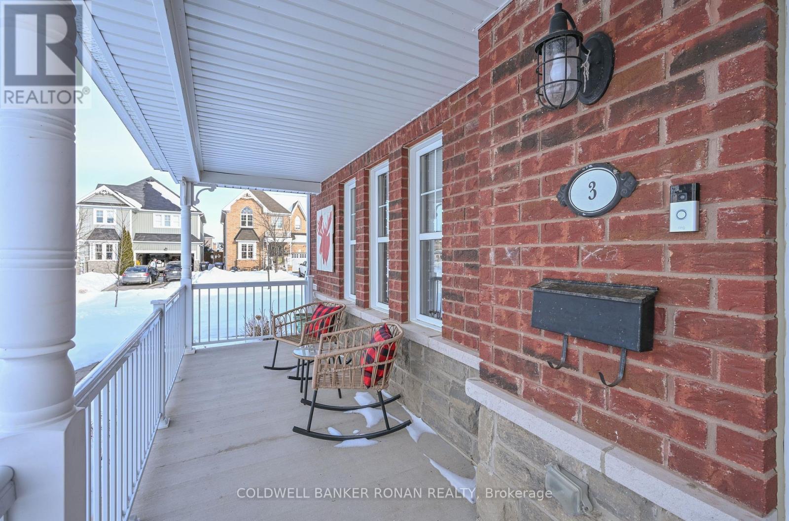 3 Swenson Street, New Tecumseth, Ontario  L9R 0J6 - Photo 4 - N12915478