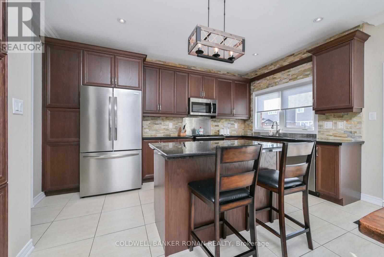 3 Swenson Street, New Tecumseth, Ontario  L9R 0J6 - Photo 8 - N12915478