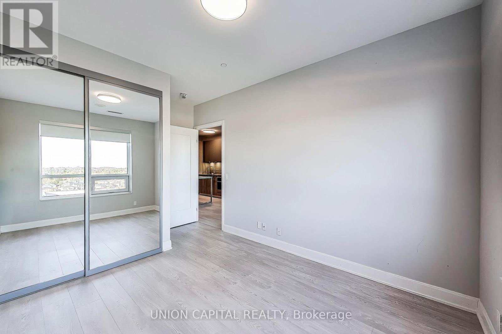 1012 - 38 Water Walk Drive, Markham, Ontario  L3R 6M8 - Photo 11 - N12915654