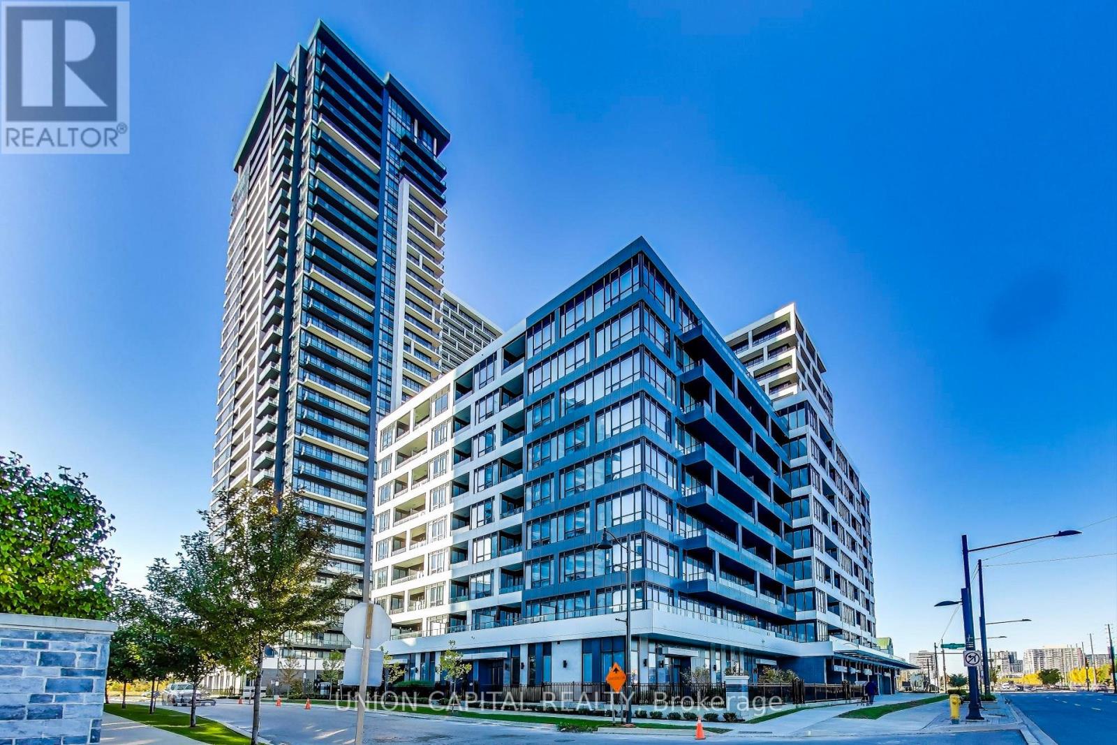 1012 - 38 Water Walk Drive, Markham, Ontario  L3R 6M8 - Photo 22 - N12915654