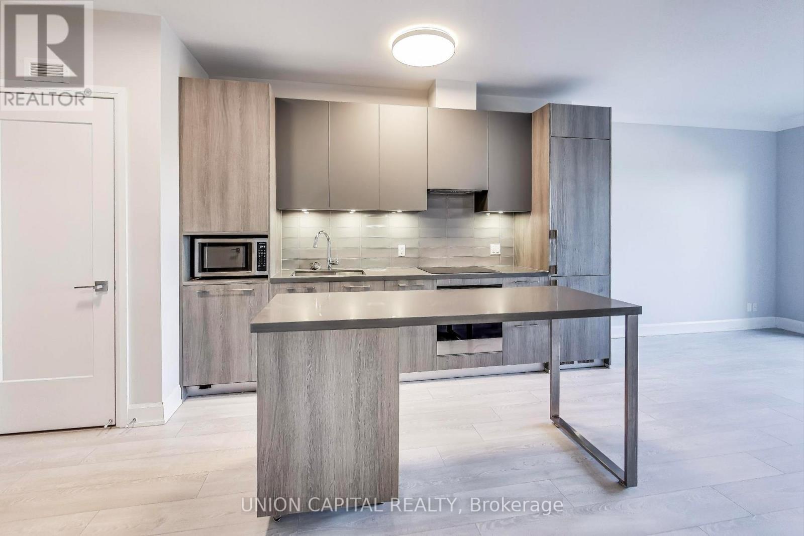 1012 - 38 Water Walk Drive, Markham, Ontario  L3R 6M8 - Photo 7 - N12915654