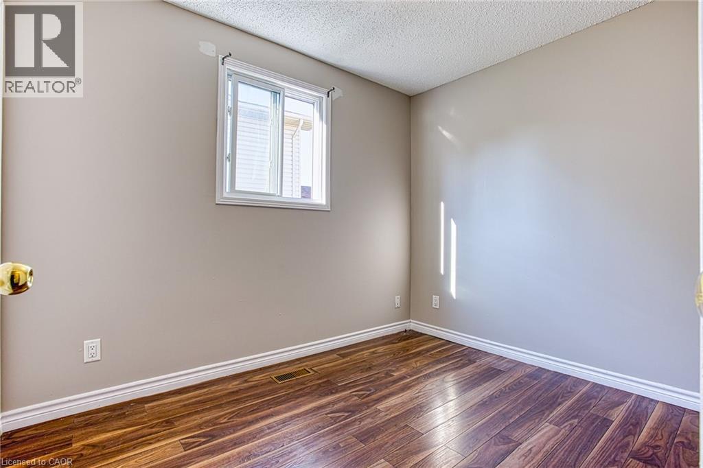 6548 Laguna Court, Niagara Falls, Ontario  L2H 2W3 - Photo 17 - 40814403