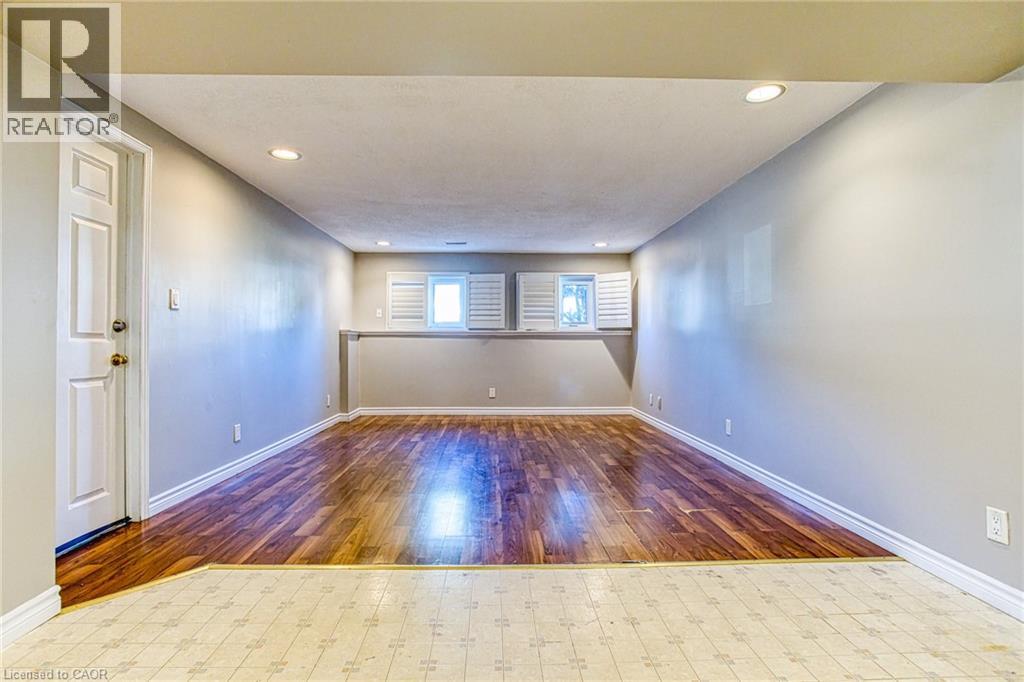 6548 Laguna Court, Niagara Falls, Ontario  L2H 2W3 - Photo 24 - 40814403