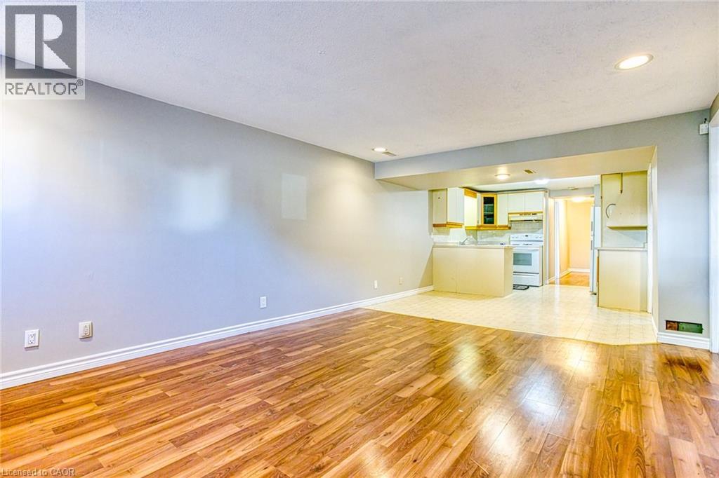 6548 Laguna Court, Niagara Falls, Ontario  L2H 2W3 - Photo 25 - 40814403