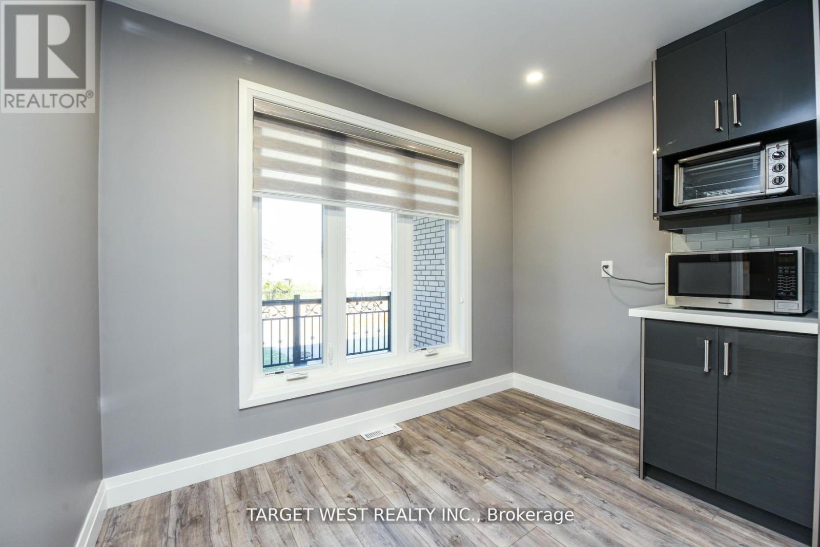 1443 Saginaw Crescent, Mississauga, Ontario  L5H 1X4 - Photo 20 - W12915480