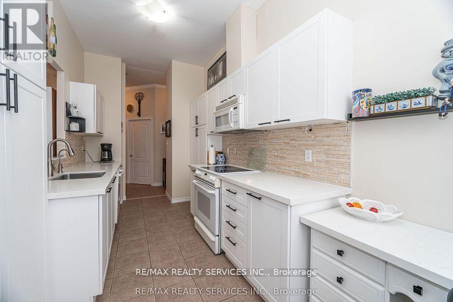 Ph03 - 7 Dayspring Circle, Brampton, Ontario  L6P 1B8 - Photo 21 - W12915500