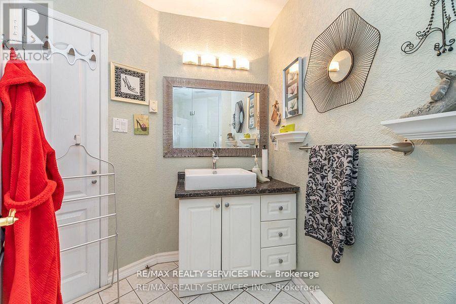 Ph03 - 7 Dayspring Circle, Brampton, Ontario  L6P 1B8 - Photo 25 - W12915500