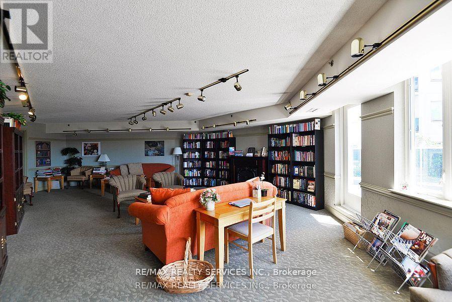 Ph03 - 7 Dayspring Circle, Brampton, Ontario  L6P 1B8 - Photo 45 - W12915500