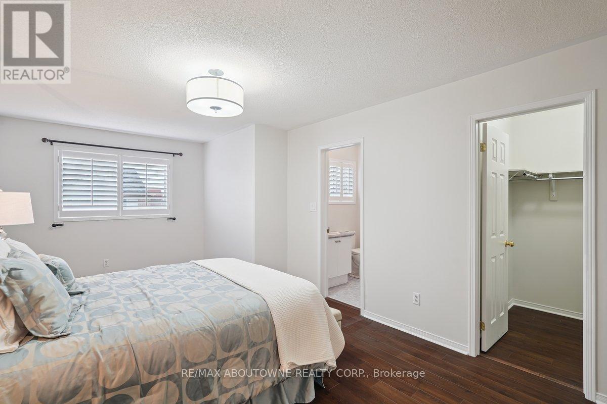 764 Bethany Crescent, Mississauga, Ontario  L5V 3B8 - Photo 14 - W12915504