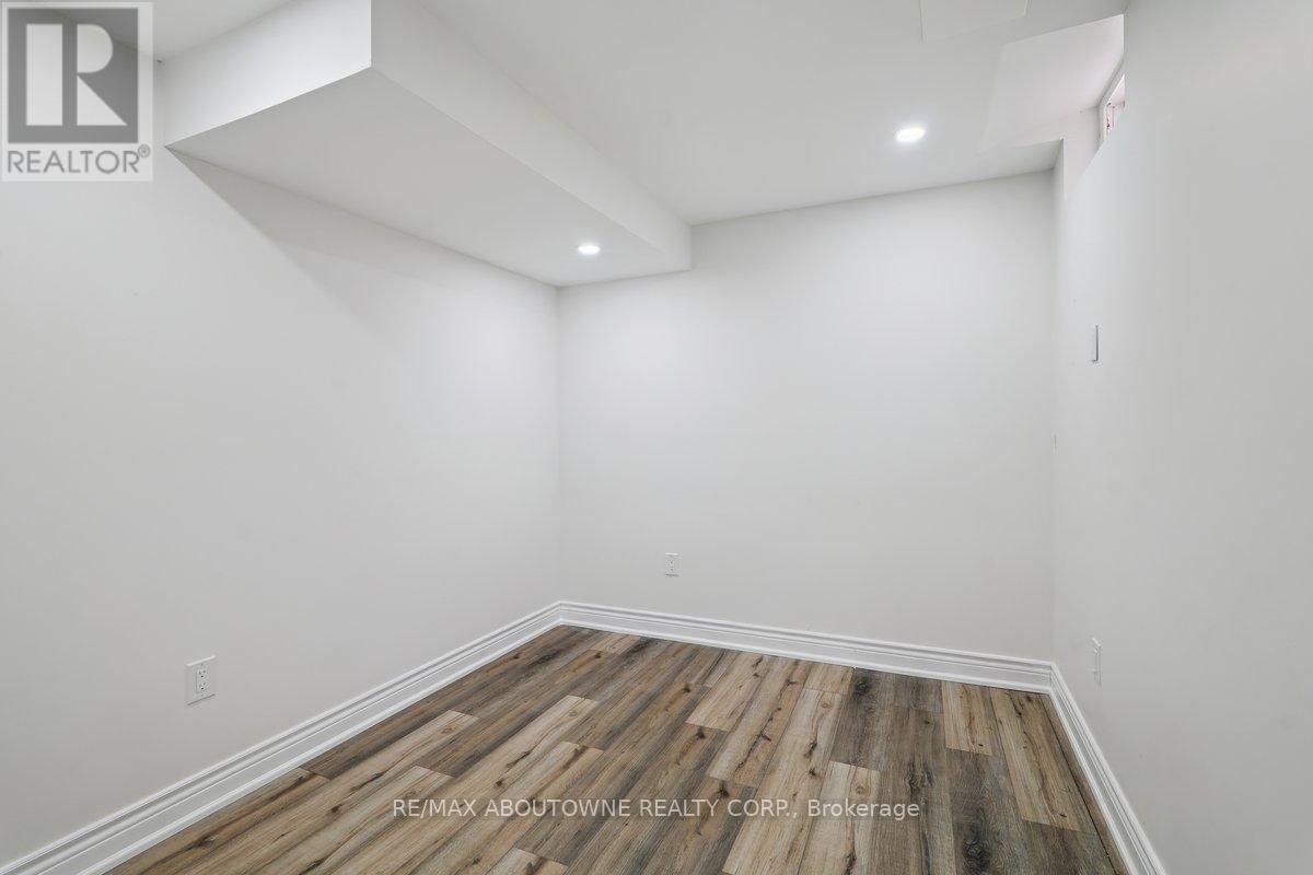 764 Bethany Crescent, Mississauga, Ontario  L5V 3B8 - Photo 25 - W12915504