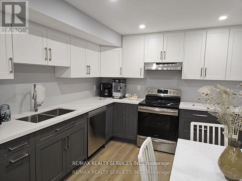 Bsmt - 35 Curtis Drive, Brampton, Ontario  L6Y 2J6 - Photo 5 - W12915544