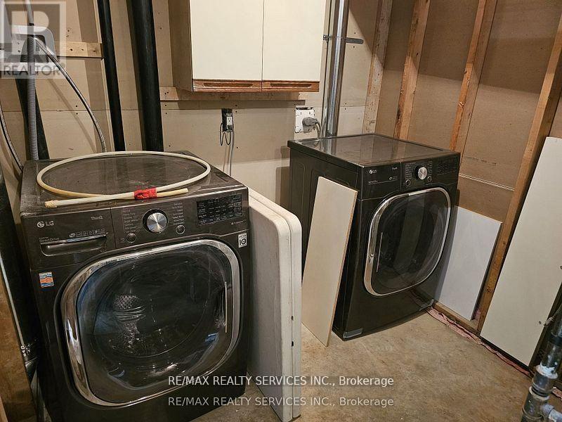 Bsmt - 35 Curtis Drive, Brampton, Ontario  L6Y 2J6 - Photo 9 - W12915544