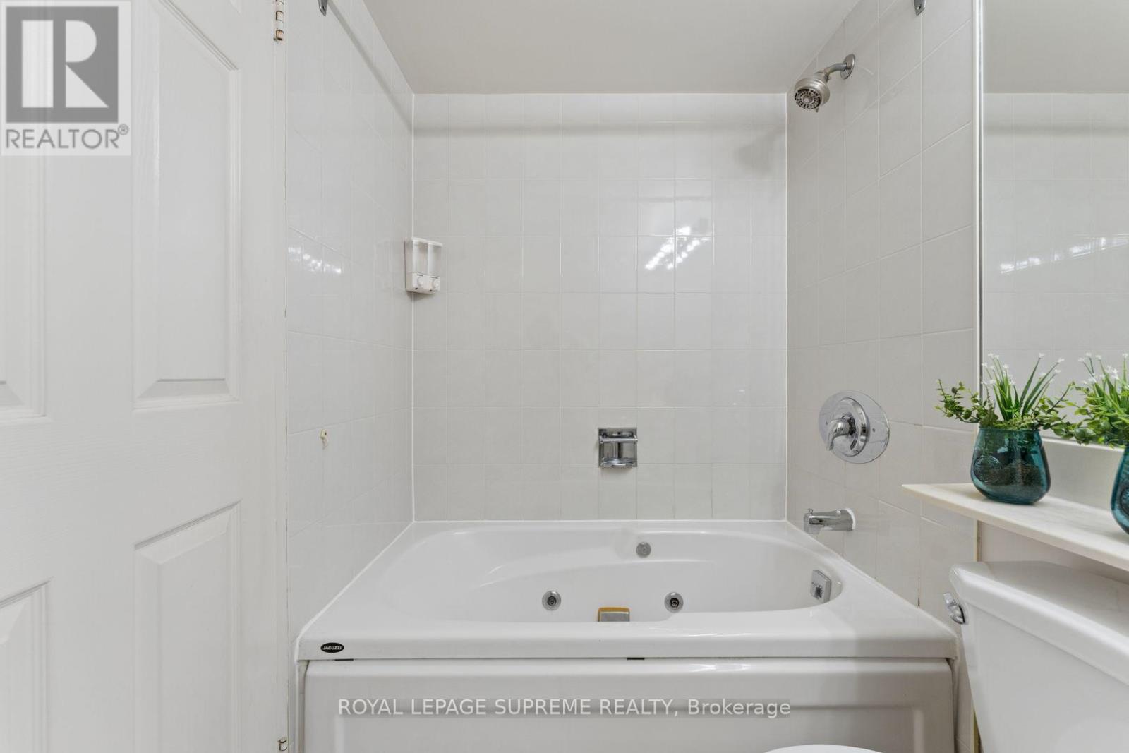 914 - 55 Elm Drive W, Mississauga, Ontario  L5B 3Z3 - Photo 29 - W12915588