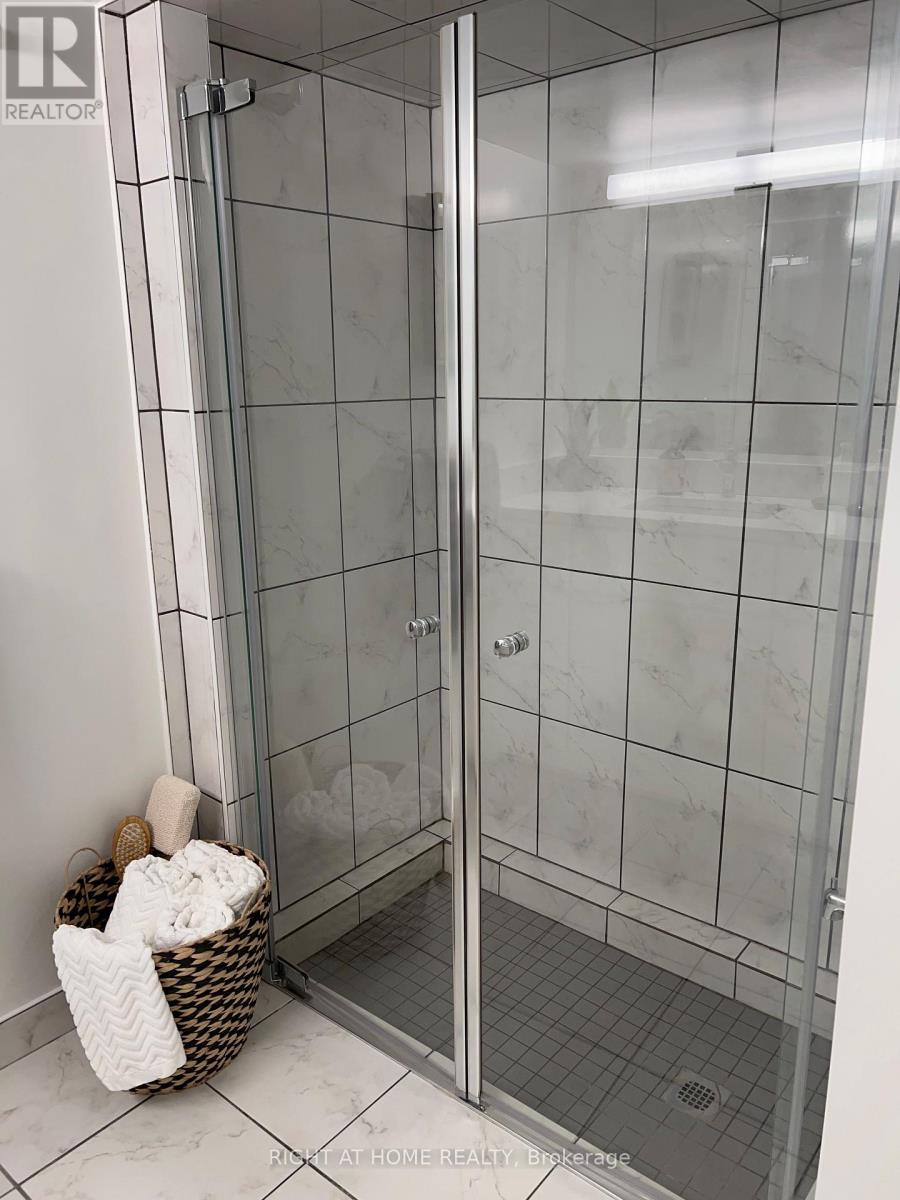 Bsmt - 76 Glendale Avenue, Toronto, Ontario  M6R 2T1 - Photo 14 - W12915642