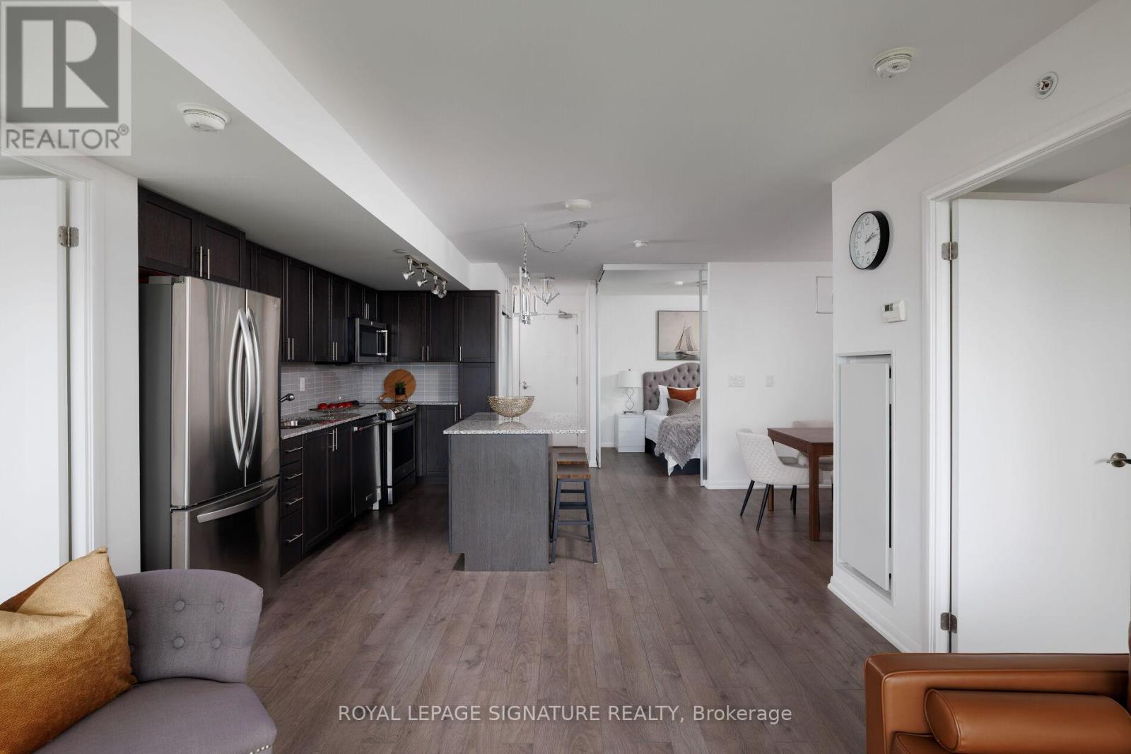 726 - 3091 Dufferin Street, Toronto, Ontario  M6A 0C4 - Photo 8 - W12915648