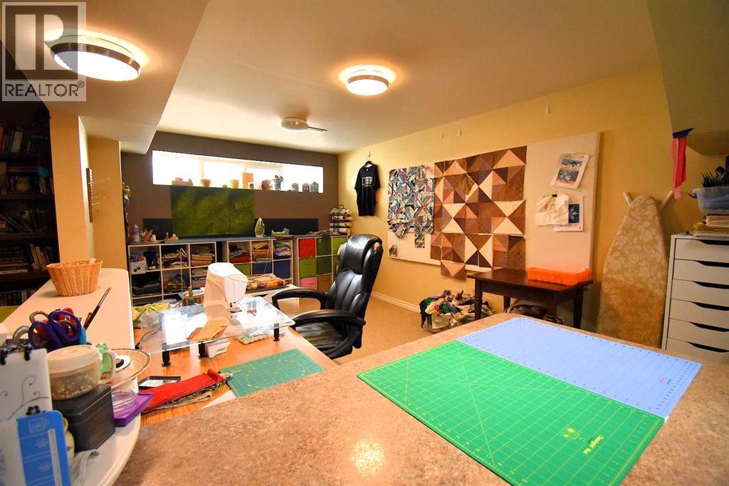 103b Laurel Square, Hinton, Alberta  T7V 1P3 - Photo 29 - A2295362