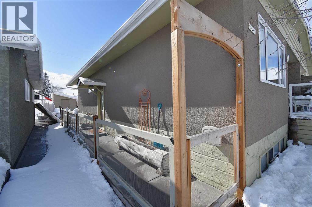 103b Laurel Square, Hinton, Alberta  T7V 1P3 - Photo 37 - A2295362