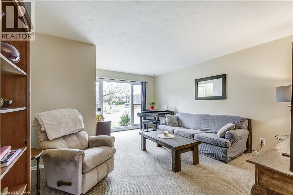 2420 Maryvale Court, Burlington, Ontario  L7P 2P2 - Photo 8 - 40790985