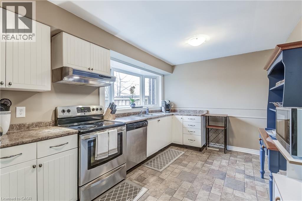 2420 Maryvale Court, Burlington, Ontario  L7P 2P2 - Photo 11 - 40790985