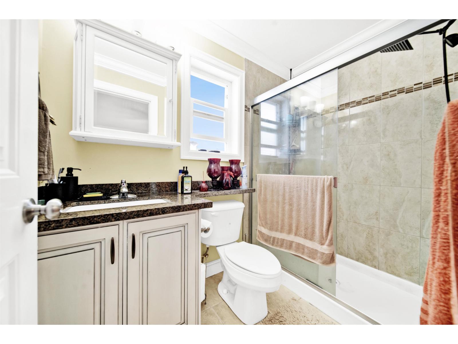 14049 Grosvenor Road, Surrey, British Columbia V3R 5G6 - Photo 20 - R3098456