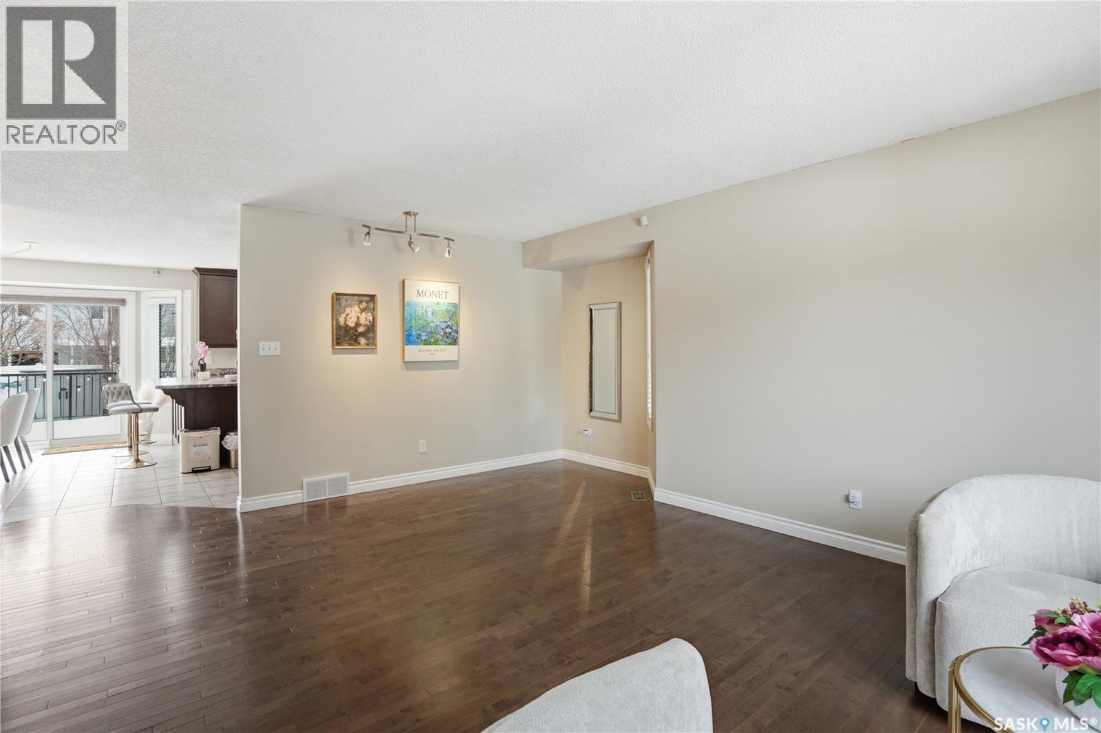 1110 Hurley Way, Saskatoon, Saskatchewan  S7N 4J7 - Photo 10 - SK031169