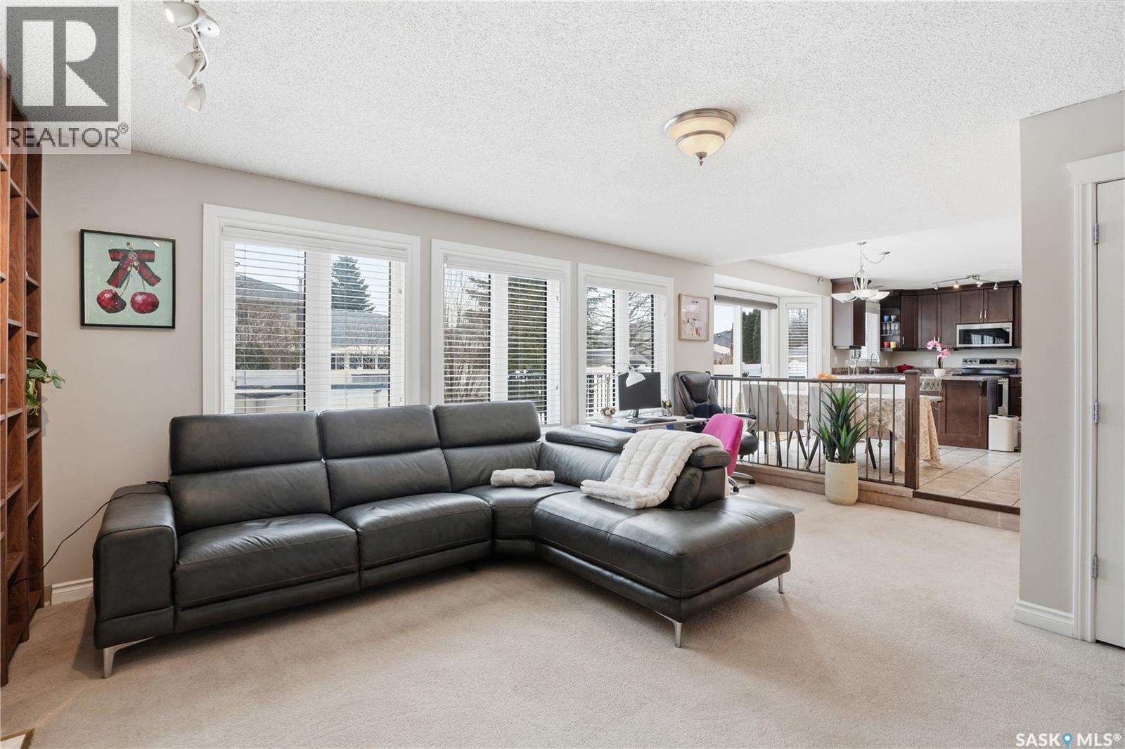 1110 Hurley Way, Saskatoon, Saskatchewan  S7N 4J7 - Photo 13 - SK031169