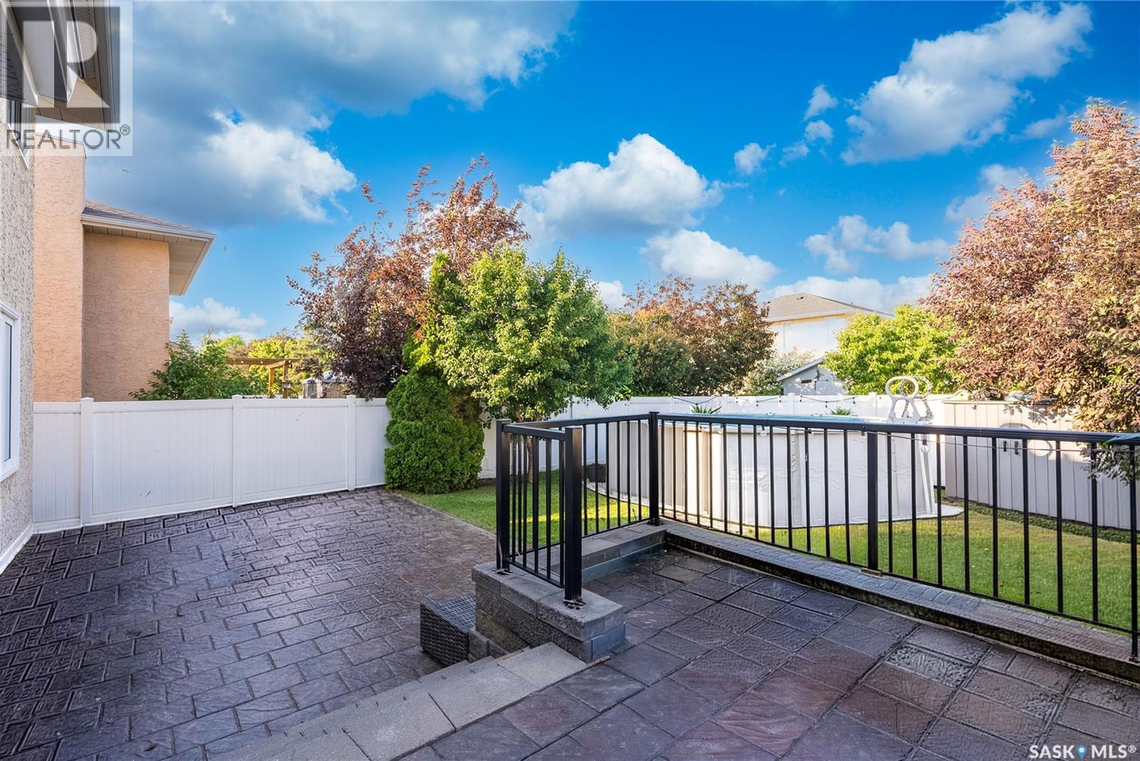 1110 Hurley Way, Saskatoon, Saskatchewan  S7N 4J7 - Photo 4 - SK031169