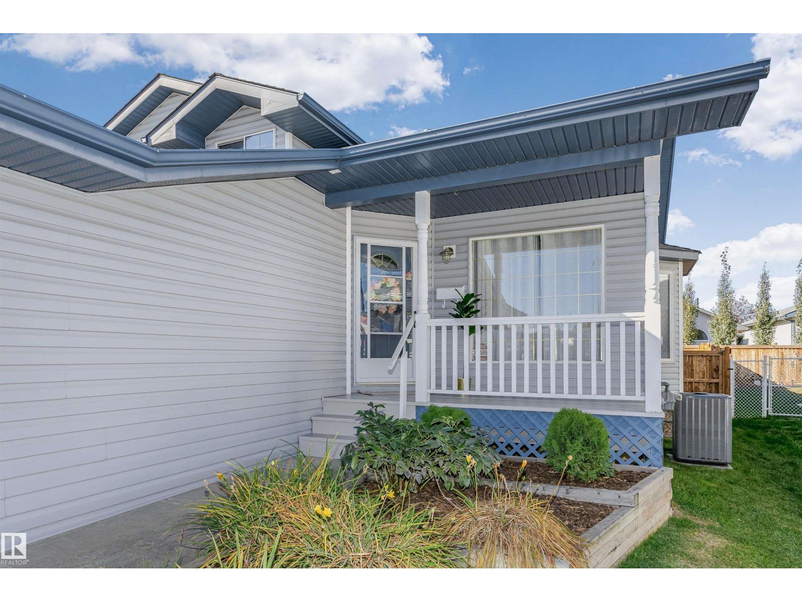 820 115a St Nw, Edmonton, Alberta  T6J 6T9 - Photo 4 - E4478818