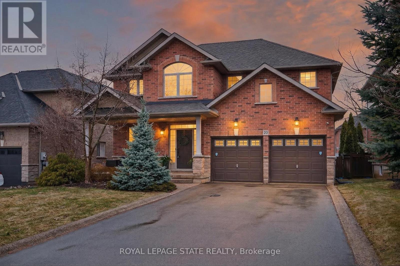 20 GRISTMILL PLACE, Hamilton, Ontario