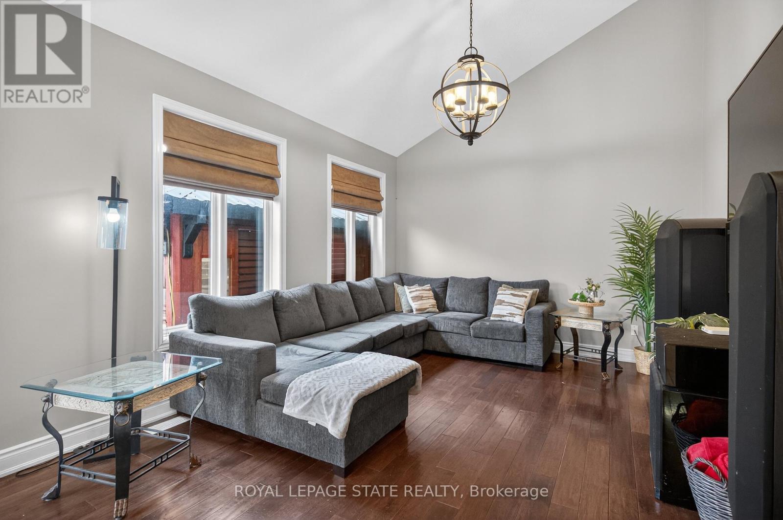 20 Gristmill Place, Hamilton, Ontario  L9G 5C9 - Photo 22 - X12915490