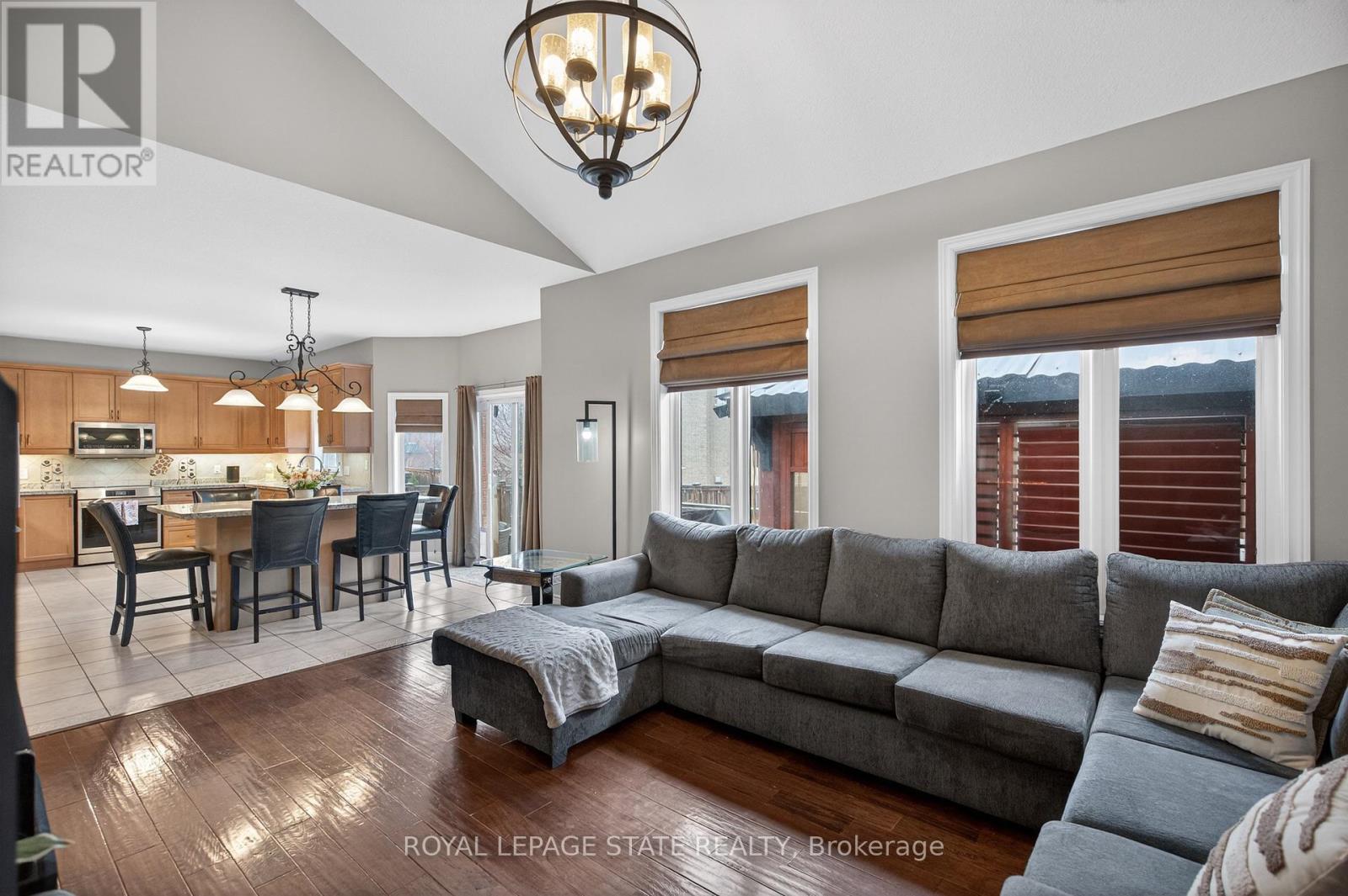 20 Gristmill Place, Hamilton, Ontario  L9G 5C9 - Photo 23 - X12915490