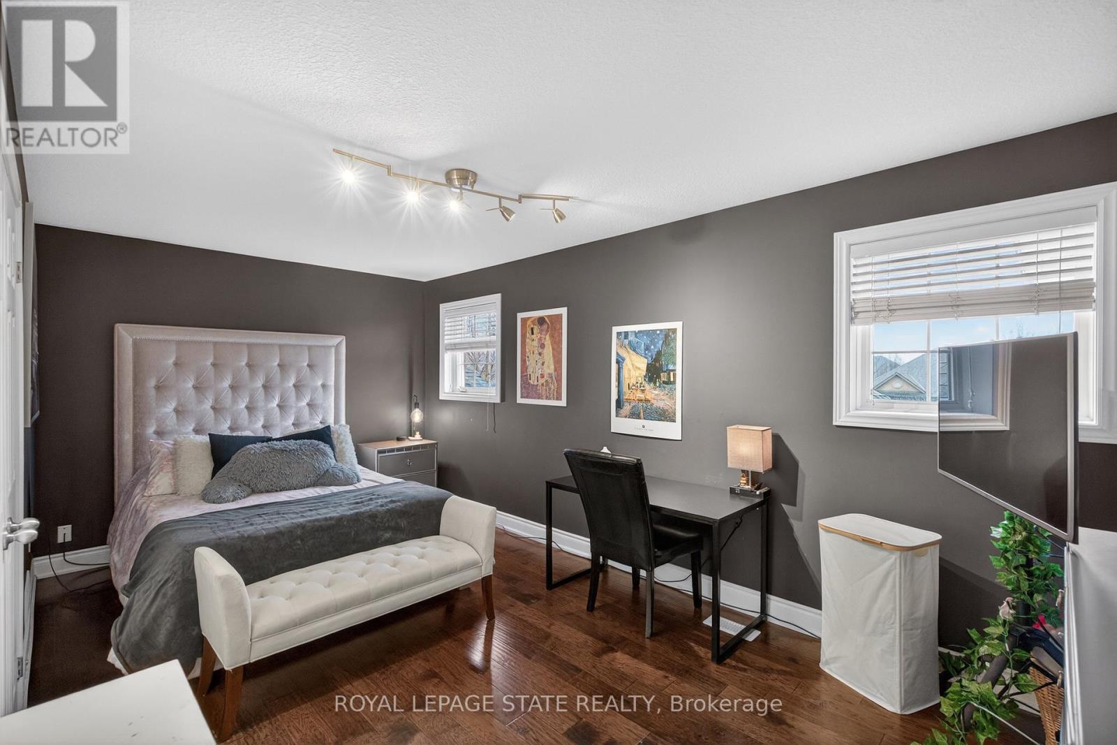 20 Gristmill Place, Hamilton, Ontario  L9G 5C9 - Photo 33 - X12915490