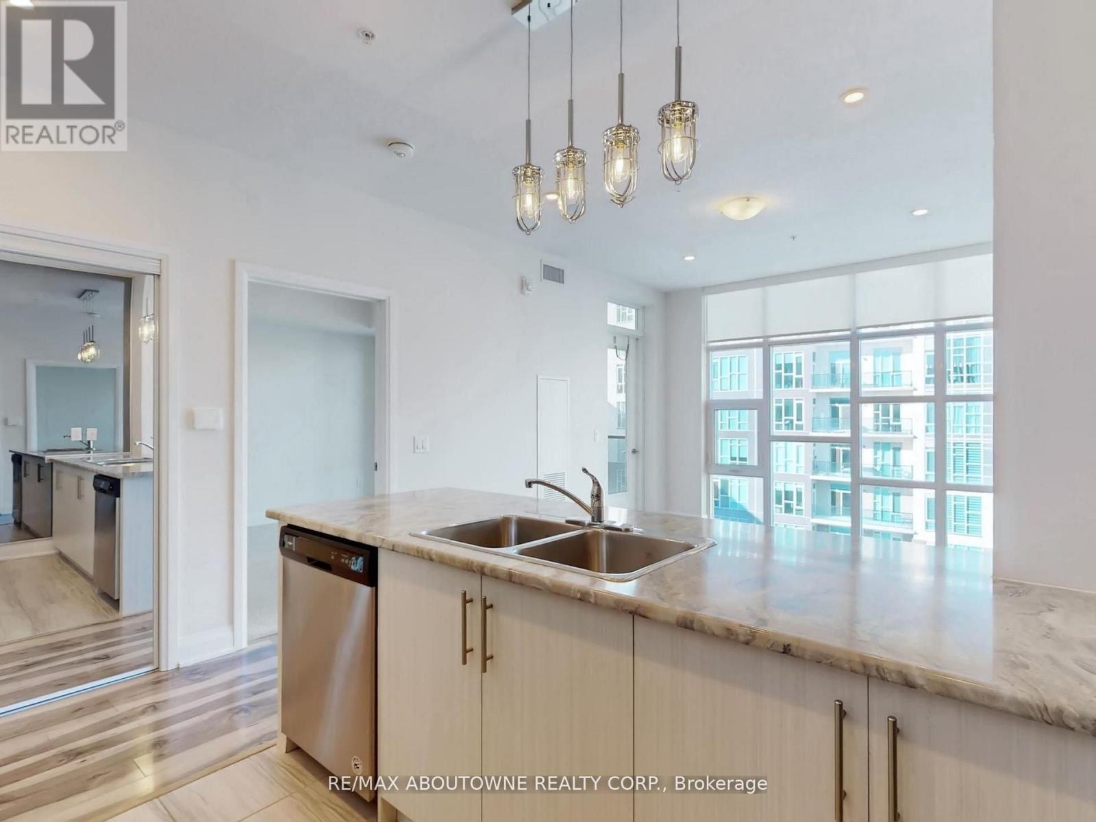 505 - 16 Concord Place, Grimsby, Ontario L3M 0J1 - Photo 14 - X12915512