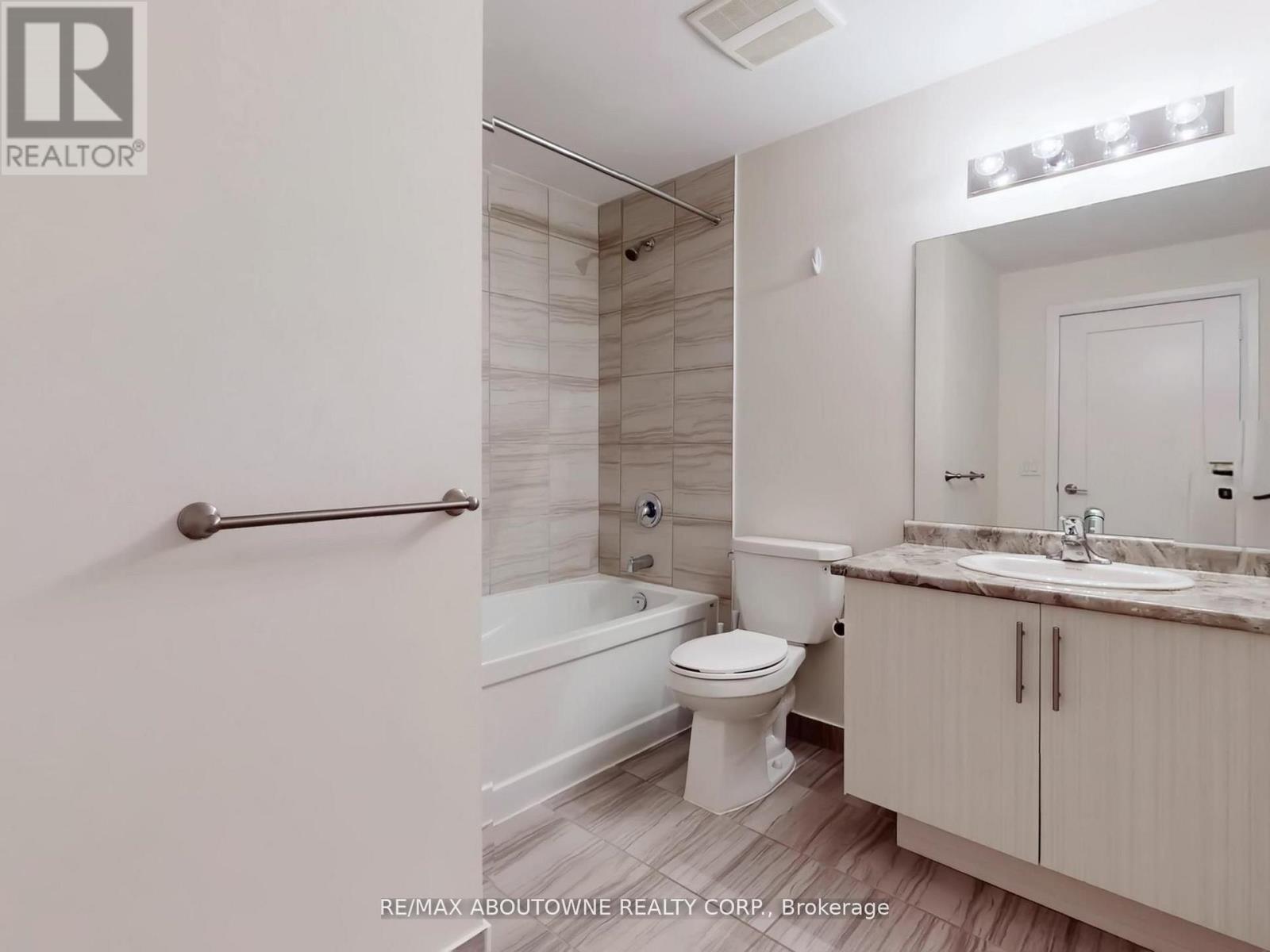 505 - 16 Concord Place, Grimsby, Ontario L3M 0J1 - Photo 20 - X12915512