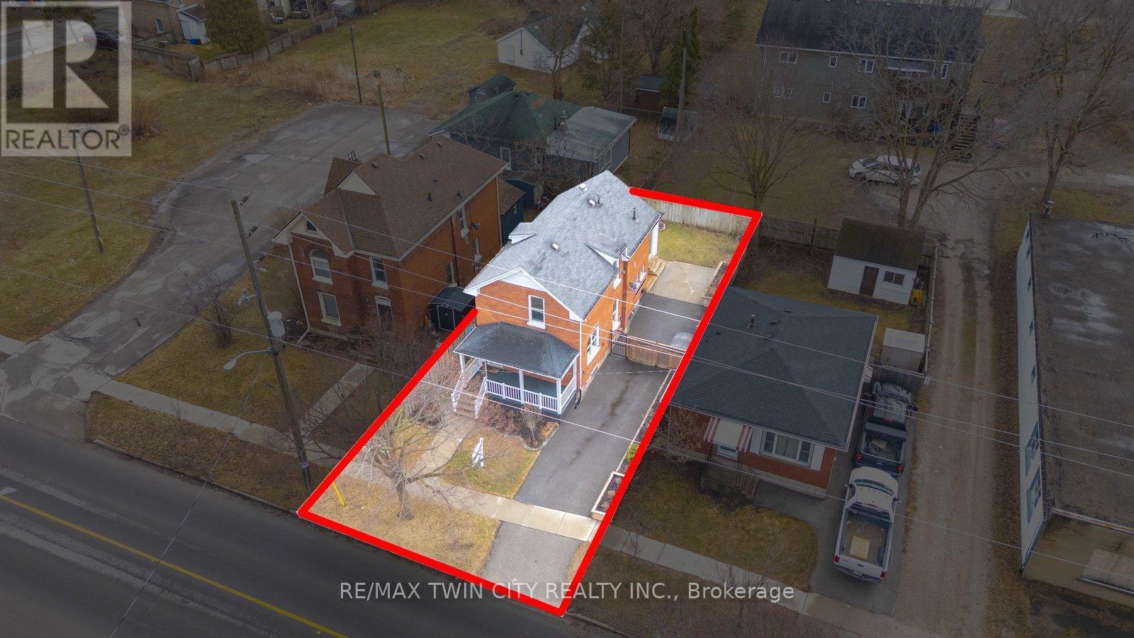 188 GRAND RIVER AVENUE, Brantford, Ontario