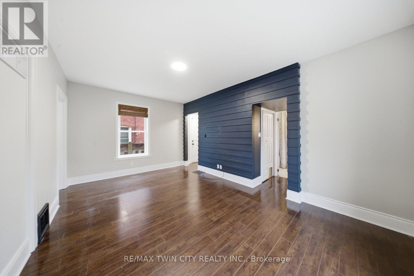 188 Grand River Avenue, Brantford, Ontario  N3T 4X9 - Photo 10 - X12915518