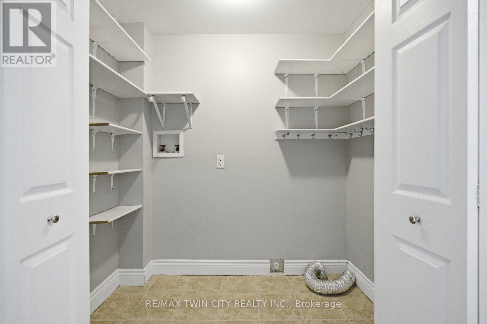 188 Grand River Avenue, Brantford, Ontario  N3T 4X9 - Photo 18 - X12915518